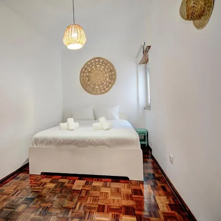 Charming T3 With Patio, And Surf * פניש