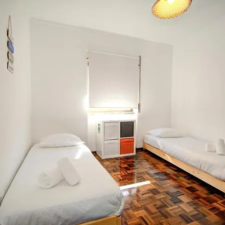 Charming T3 With Patio, And Surf *