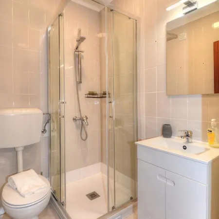 דירה Charming T3 With Patio, And Surf פניש