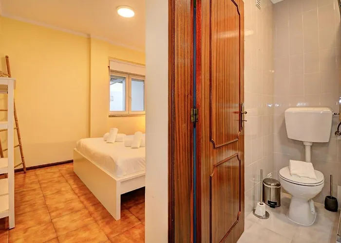 Charming T3 With Patio, And Surf *