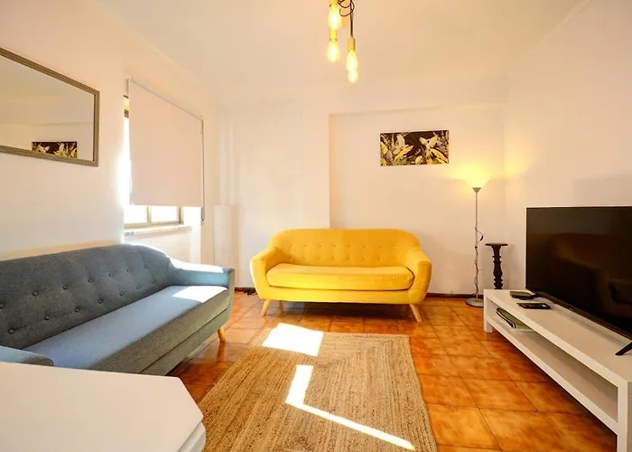 Apartment Charming T3 With Patio, And Surf